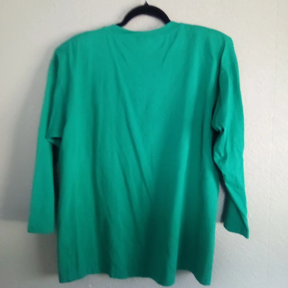 Long sleeve top one size ( box BH ) - Picture 2 of 2